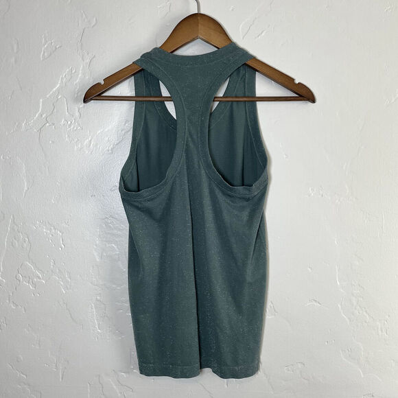 Athleta Momentum Seamless Tank Size XS - Racerback Shimmer Gray Lightweight - Picture 7 of 8